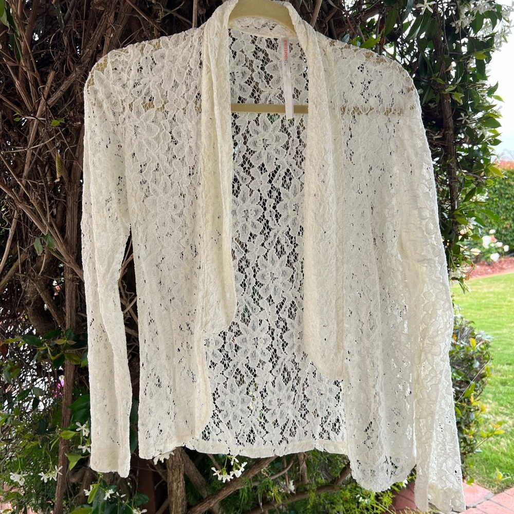 Lace cartigan